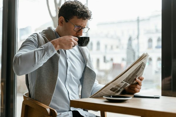 Comment les entreprises peuvent-elles promouvoir la santé mentale au travail grâce à des politiques proactives ?