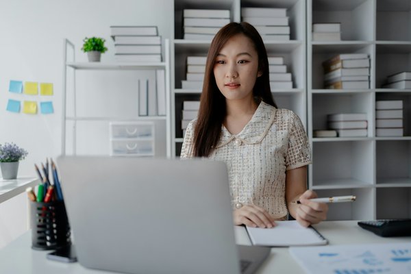 Gérer ses finances: astuces pour réussir et prospérer